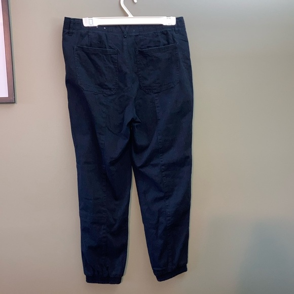 Ricki's Black Ankle Cropped Pants - Picture 6 of 13